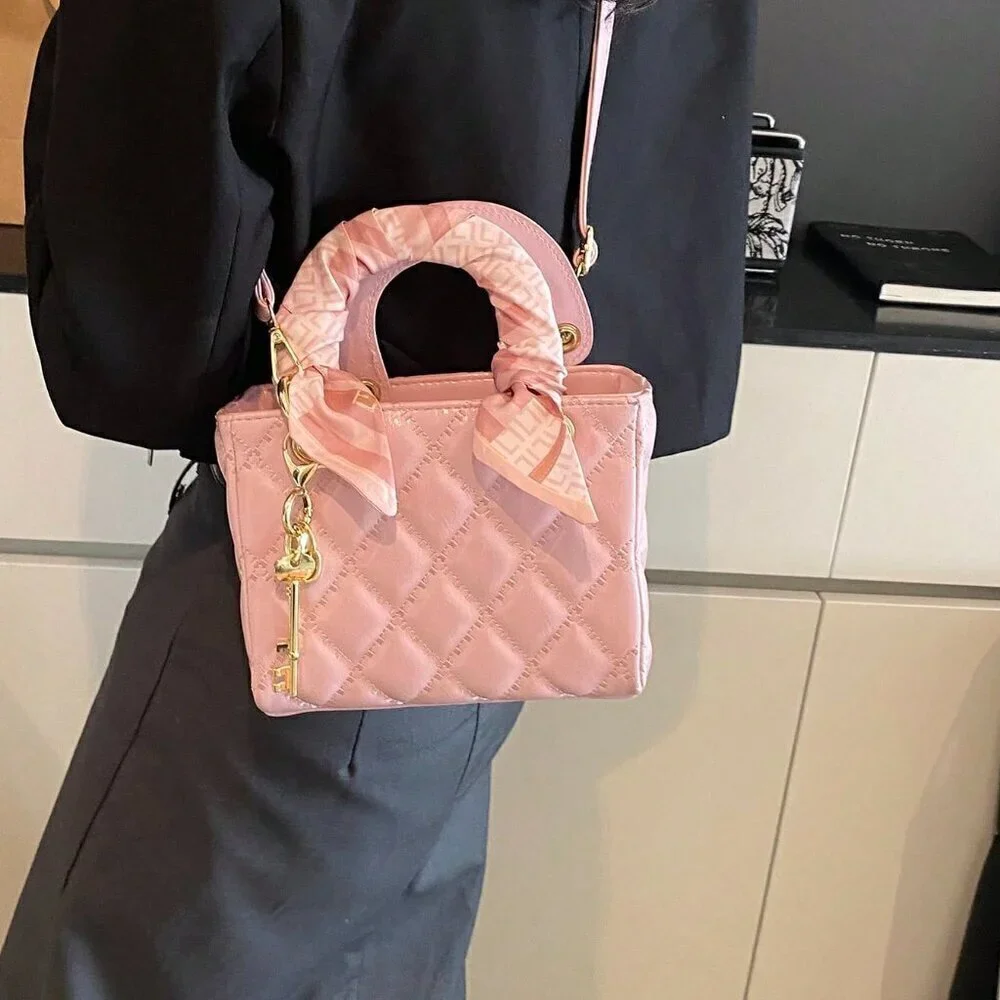 Pink Vintage Women's Diamond Grid Crossbody Handbag